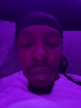 Snapshot of tentz2 chatting on April 6, 5:30 am tentz2 online show from April 6, 5:30 am