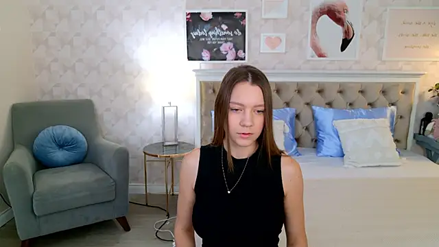 Snapshot of AliceBrayan chatting on January 25, 5:18 am AliceBrayan online show from January 25, 5:18 am