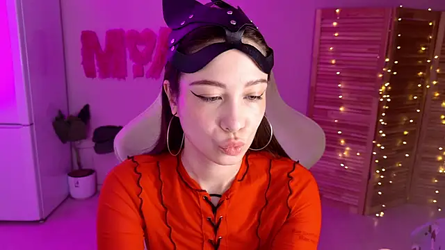 Miss Mia Murr online show from October 8, 4:32 am