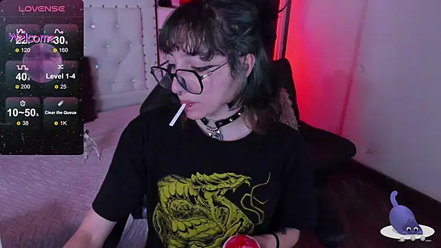 Snapshot of Ghosty_Doll chatting on January 21, 7:06 pm Ghosty Doll online show from January 21, 7:06 pm
