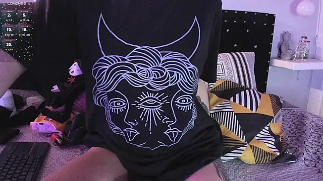 Ghosty Doll online show from February 10, 5:06 pm