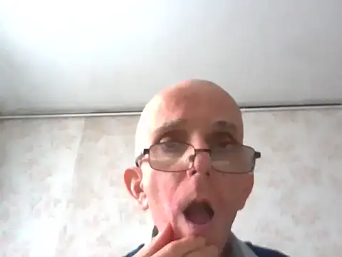 mariusica1xh online show from November 5, 10:37 am