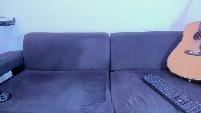 Henrikk senn online show from March 2, 8:37 pm