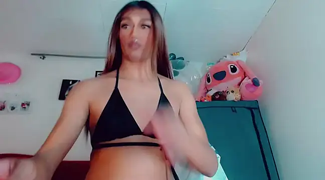 Snapshot of nicol_gill_ chatting on January 24, 2:30 pm nicol gill online show from January 24, 2:30 pm