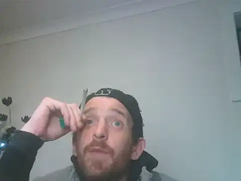 PocoLoco420 online show from February 18, 12:28 am