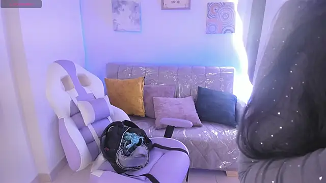 Charlotte cowell sub1  online show from October 16, 2:51 pm