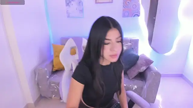 Charlotte cowell sub1  online show from November 8, 5:45 pm