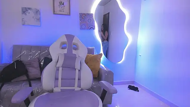 Charlotte cowell sub1  online show from January 16, 6:56 pm