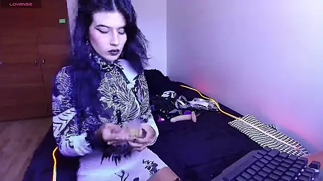 Snapshot of bellatrix25 chatting on March 2, 3:16 pm bellatrix25 online show from March 2, 3:16 pm