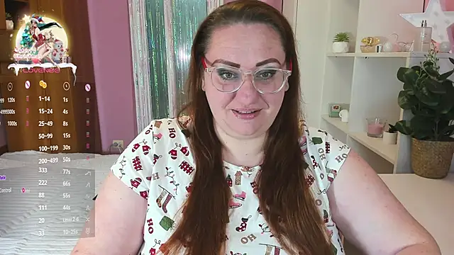 lovely adelle online show from December 25, 10:17 am