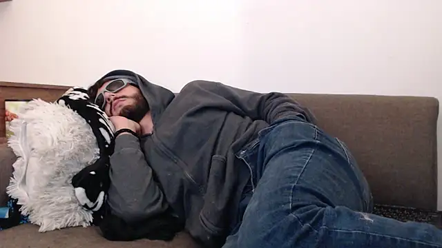 thomas gun online show from February 8, 4:05 am