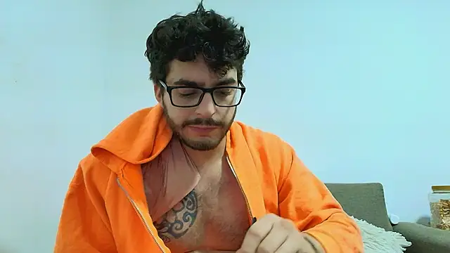 thomas gun online show from March 21, 3:44 am