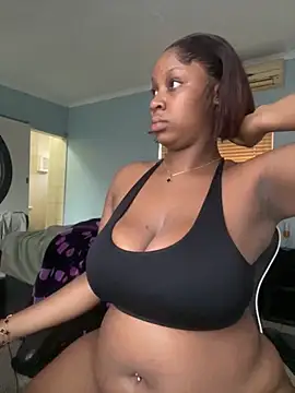 Snapshot of Candy_Love_18 chatting on November 28, 4:04 am Candy Love 18 online show from November 28, 4:04 am