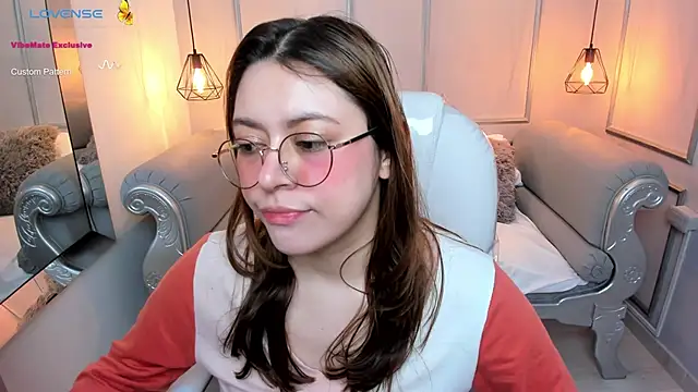 Lanna18 online show from January 13, 11:41 am