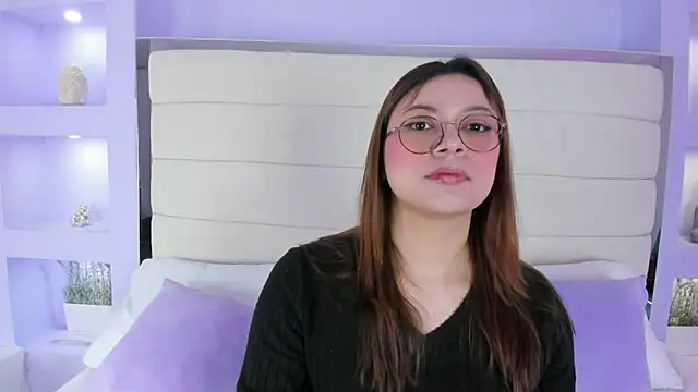 Lanna18 online show from February 17, 11:55 am