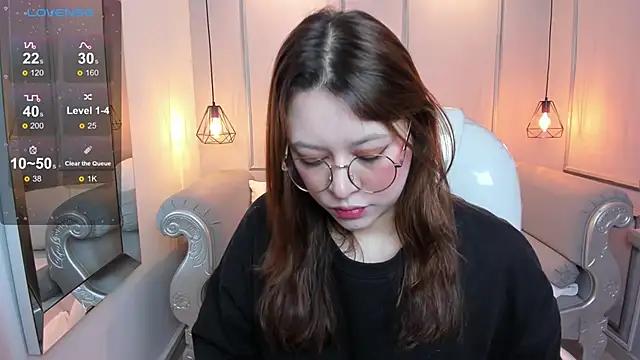Lanna18 online show from February 21, 11:55 am