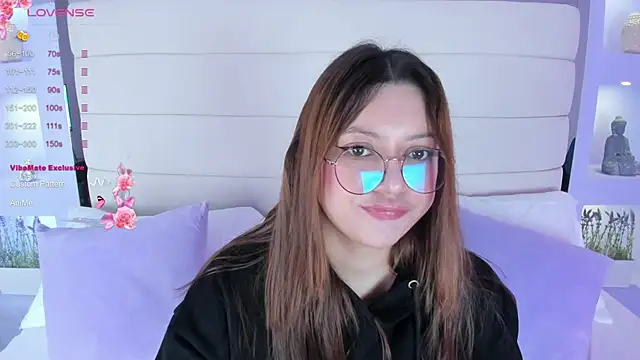 Lanna18 online show from February 25, 11:52 am
