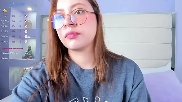 Lanna18 online show from March 19, 11:50 am