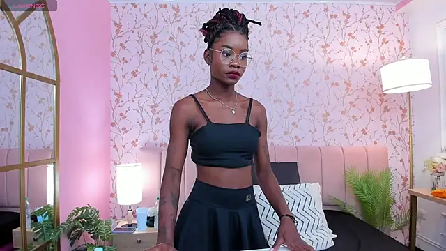 amber-hill online show from January 28, 7:10 pm