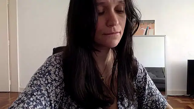 beatrizspbr online show from March 17, 1:58 pm