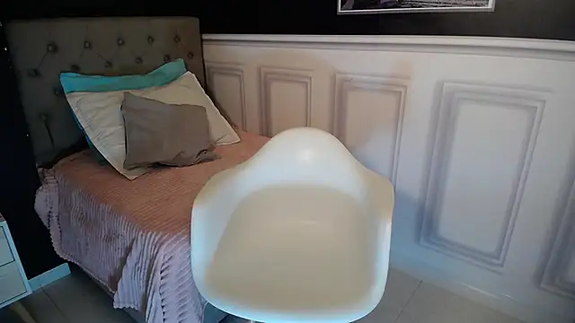 Snapshot of Maria__maria chatting on March 6, 12:10 am Maria  maria online show from March 6, 12:10 am