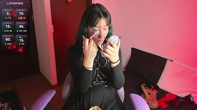 hitomi arata online show from December 11, 2:22 pm