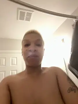 SexyHoneyRedd online show from March 24, 10:20 am