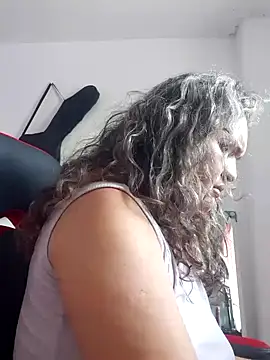 helenca43 online show from January 29, 2:42 pm