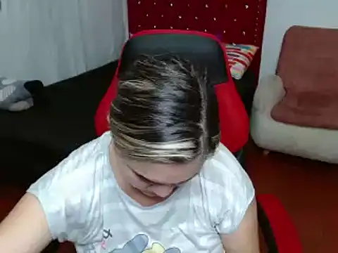 helenca43 online show from February 8, 11:34 pm