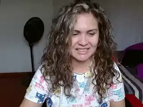 helenca43 online show from February 15, 4:01 pm