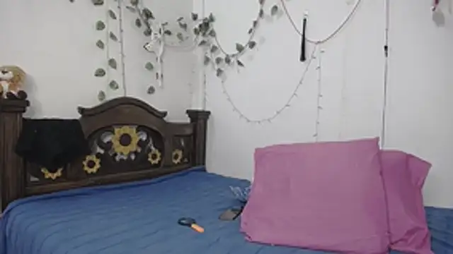 DominaLeona online show from July 7, 9:41 pm