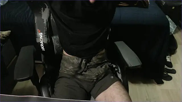 Snapshot of ViniBruv chatting on January 17, 3:55 am ViniBruv online show from January 17, 3:55 am