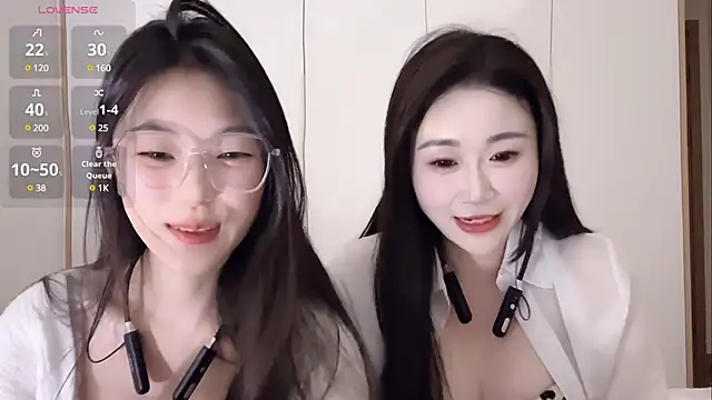 Sweet-Angel999 online show from March 4, 2:21 pm