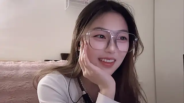 Sweet-Angel999 online show from February 17, 5:08 pm