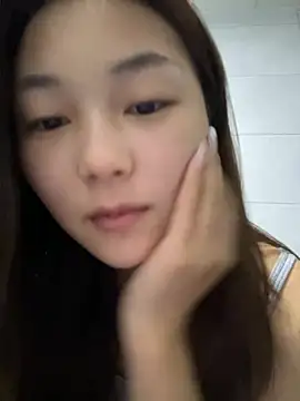 Snapshot of Sweet-Angel999 chatting on June 24, 4:50 pm Sweet-Angel999 online show from June 24, 4:50 pm