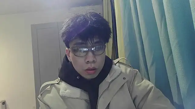 Snapshot of shuai321 chatting on March 10, 1:32 pm shuai321 online show from March 10, 1:32 pm