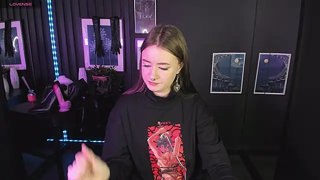 Lily Moonlight online show from January 14, 8:41 am