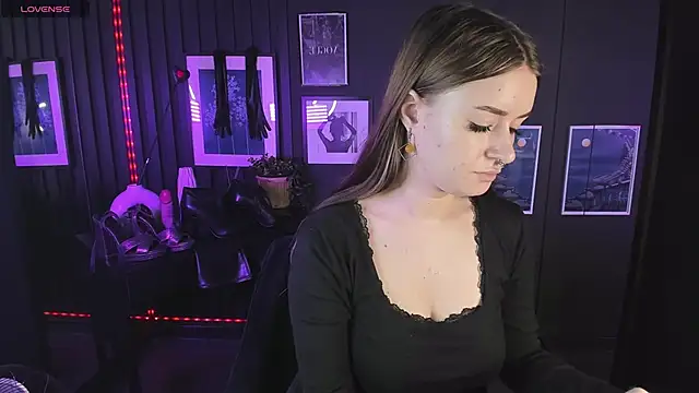 Lily Moonlight online show from January 30, 8:01 am