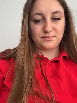 Strawberryyyyik online show from October 2, 10:22 am