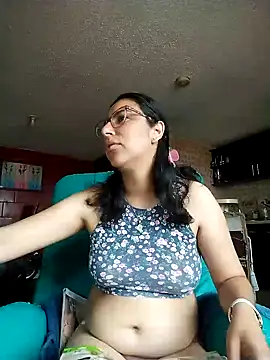 Im Alma  online show from March 27, 1:22 pm