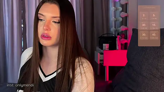 MENNDI online show from February 12, 9:42 am