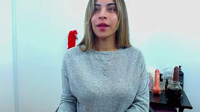 Snapshot of JessicaRabbit04 chatting on January 15, 9:20 pm JessicaRabbit04 online show from January 15, 9:20 pm