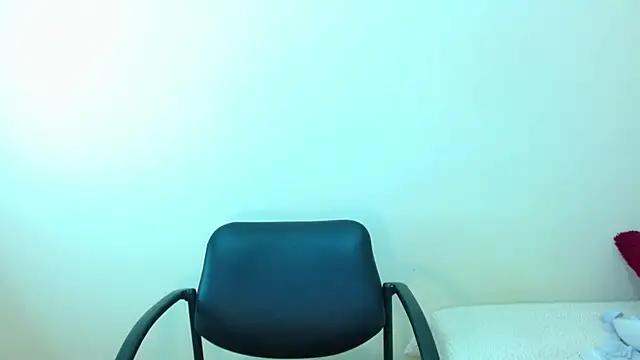 Snapshot of JessicaRabbit04 chatting on October 15, 6:52 pm JessicaRabbit04 online show from October 15, 6:52 pm