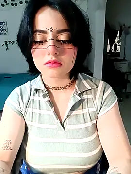 Lin-cute online show from February 16, 7:49 pm