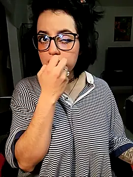 Lin-cute online show from March 16, 9:16 pm