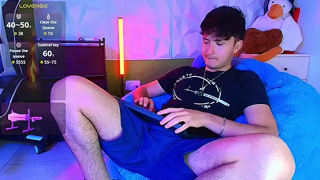 santyago taylor online show from September 26, 7:18 pm