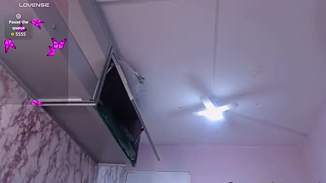 cristal horny19 online show from October 2, 3:13 am