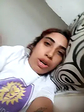 ifeelverywet andhot online show from February 2, 7:46 pm