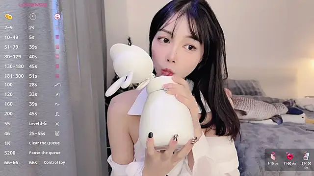 Fish   online show from January 11, 2:15 pm