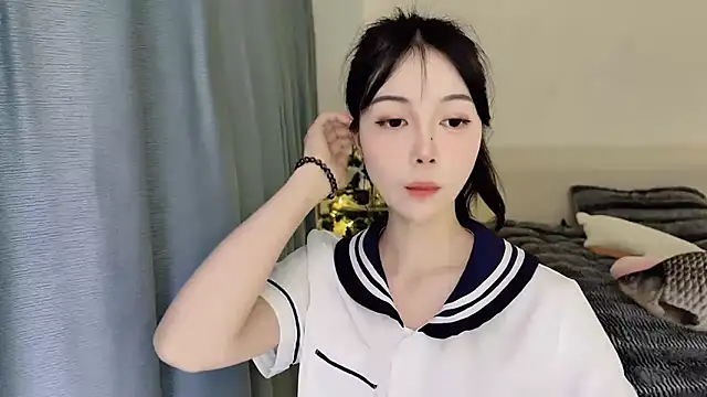 Fish   online show from February 22, 5:24 pm